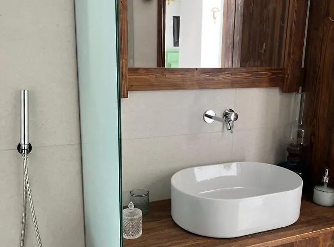 بيت للعطل The Priest's Traditional House *