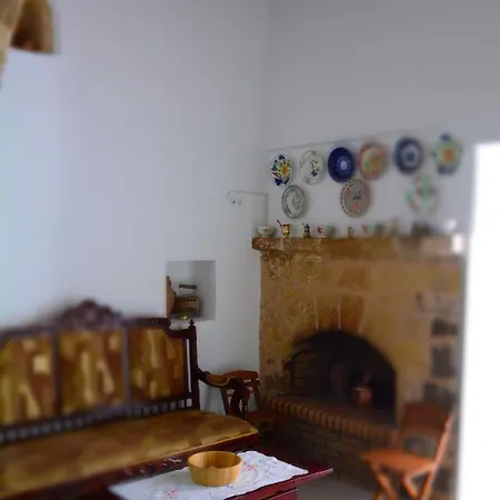 The Priest's Traditional House Semesterbostad Kalithies